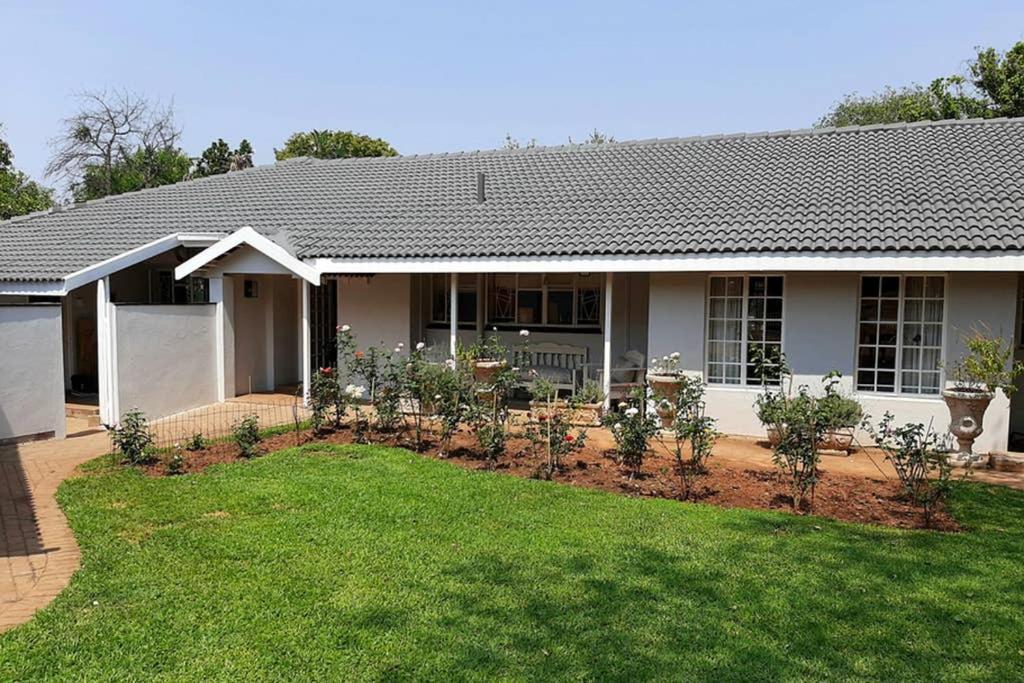Kruger Southern Cross Malalane Esterno foto
